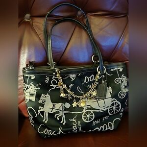 🍀 CURRENT CARRY 🍀 NOT SALE! 🔥 COACH 14482 Satin/Leath. HORSE & CARRIAGE TOTE